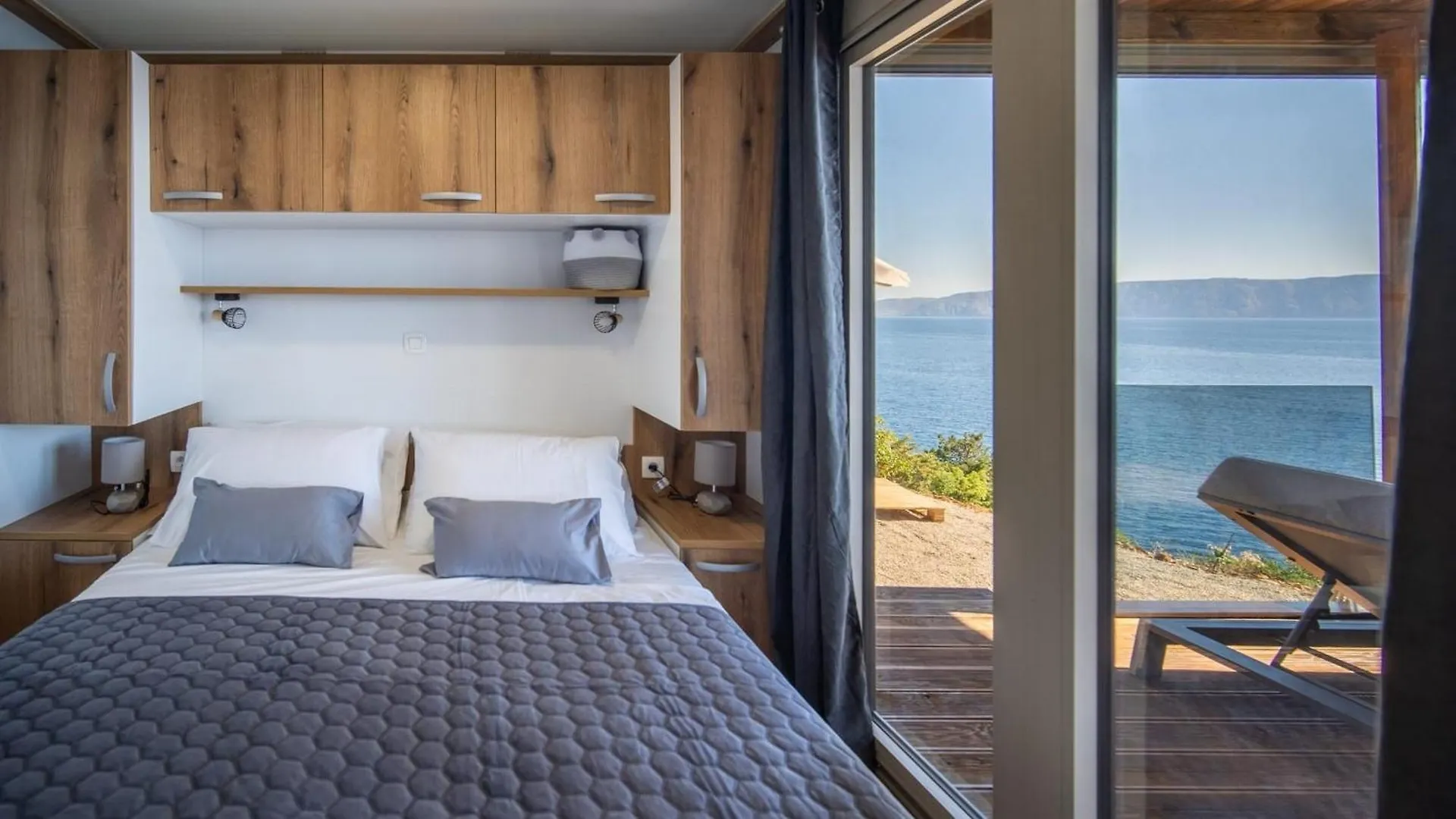 Sunset Premium Camping Klenovica 0*,  Croatia