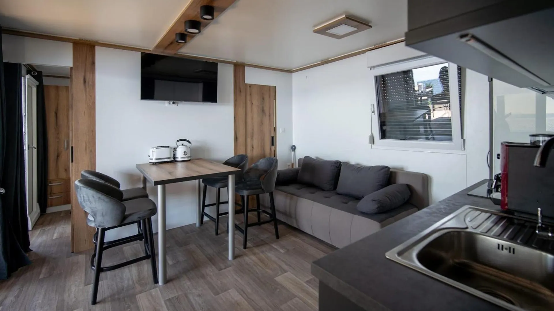 Sunset Premium Camping Klenovica